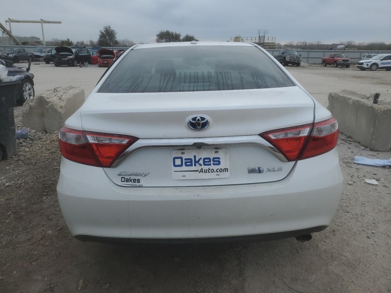 TOYOTA CAMRY HYBRID