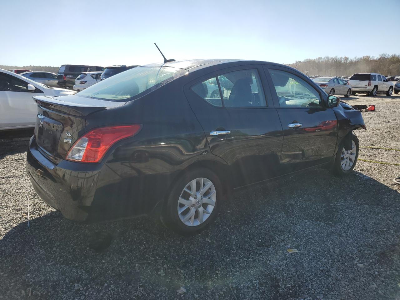 Lot #2994198282 2019 NISSAN VERSA S