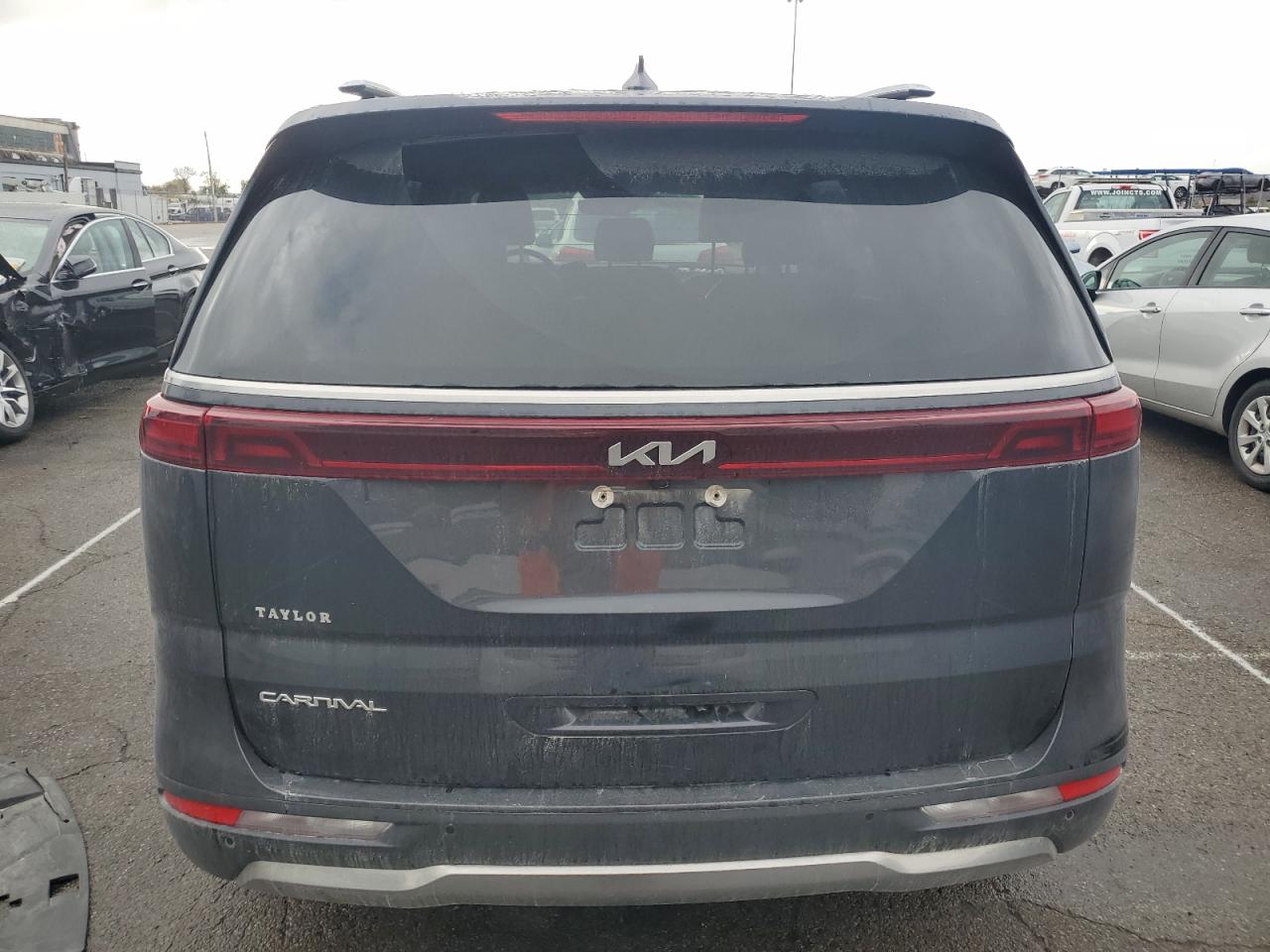 Lot #3042095181 2023 KIA CARNIVAL S