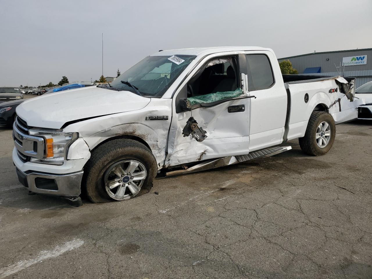 FORD F-150 SUPER CAB
