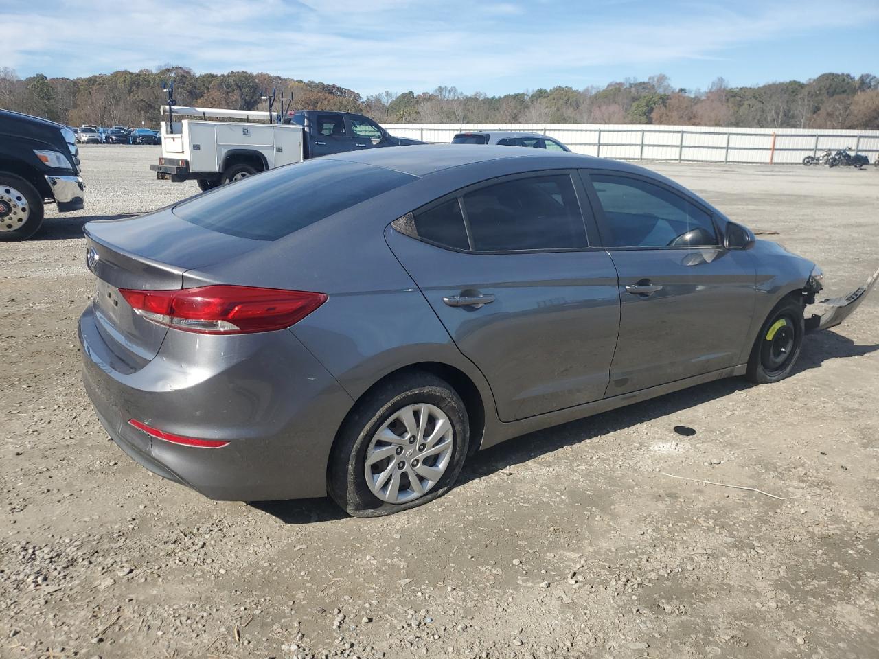 Lot #3028416232 2018 HYUNDAI ELANTRA SE