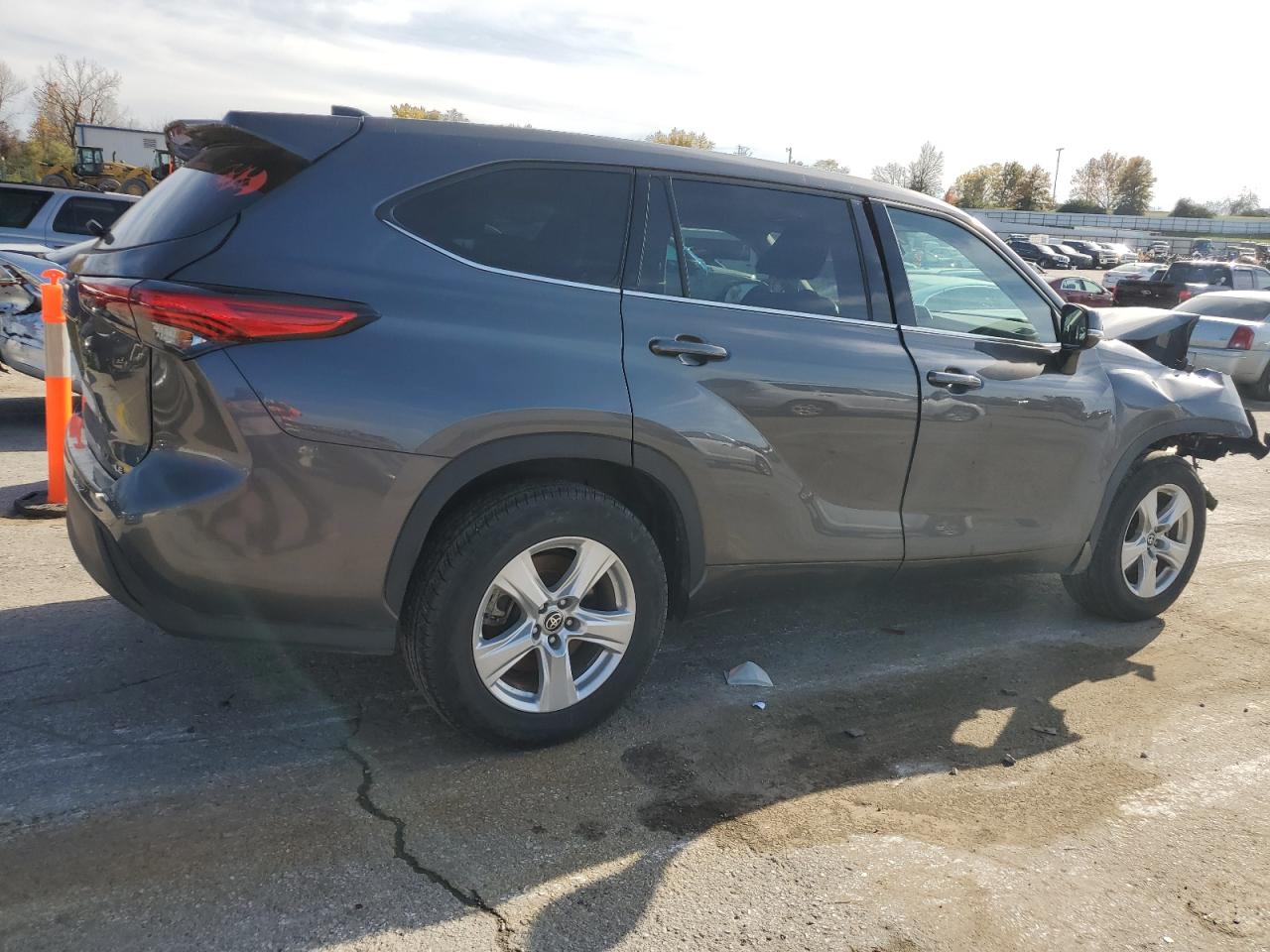 Lot #2986697150 2022 TOYOTA HIGHLANDER