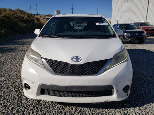 2016 TOYOTA SIENNA SE 5TDXK3DC5GS734980