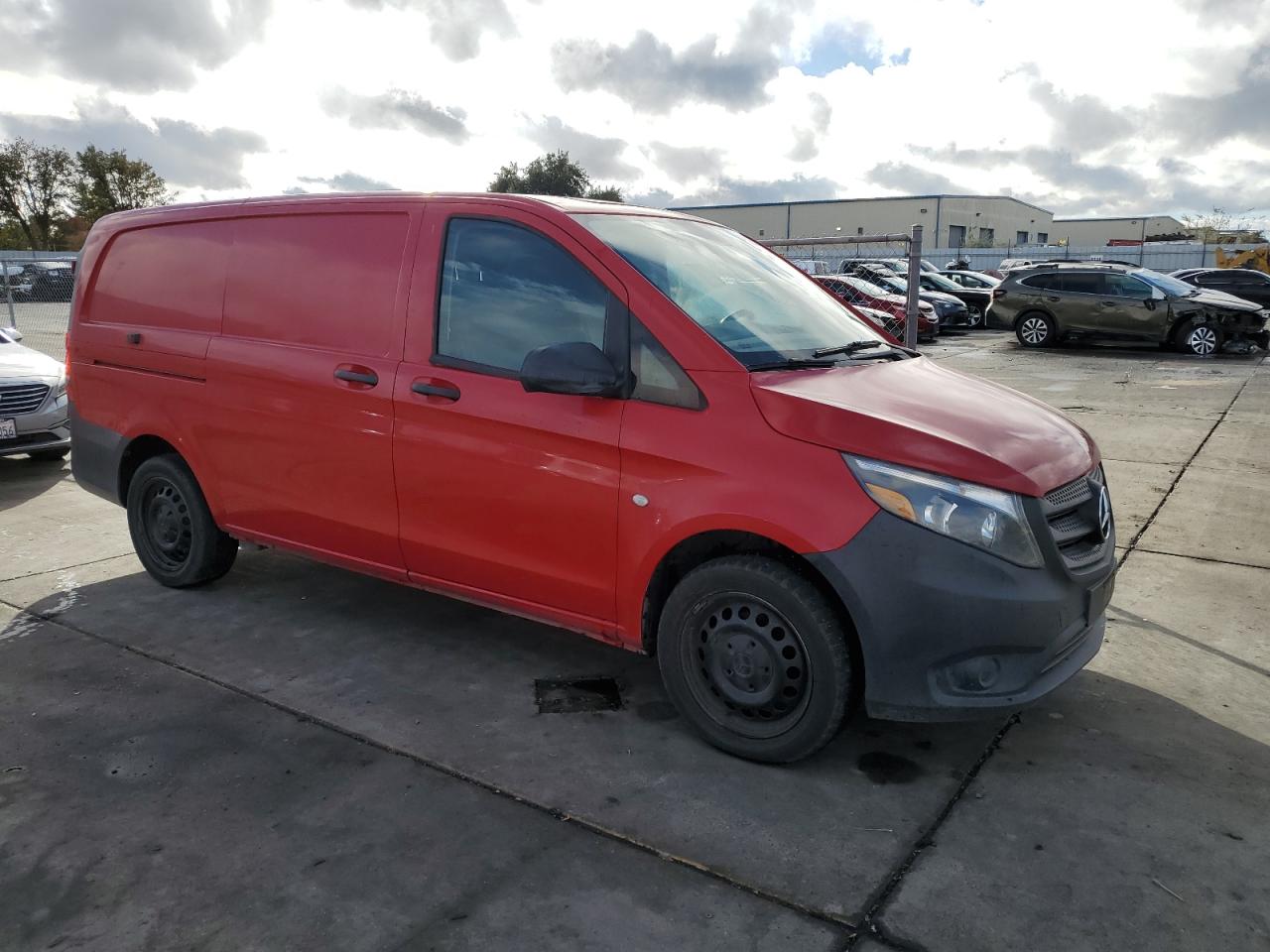 Lot #2986893768 2016 MERCEDES-BENZ METRIS