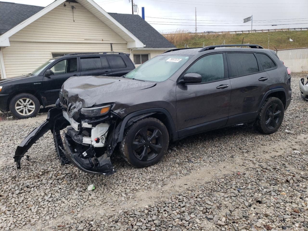  Salvage Jeep Grand Cherokee