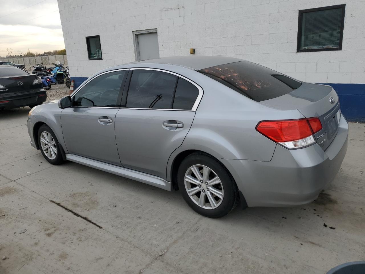 Lot #2996896914 2011 SUBARU LEGACY 2.5