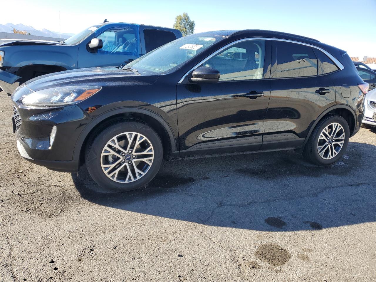 Lot #2991702193 2021 FORD ESCAPE SEL