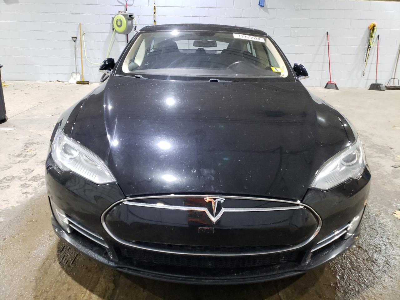 Lot #2970014894 2014 TESLA MODEL S