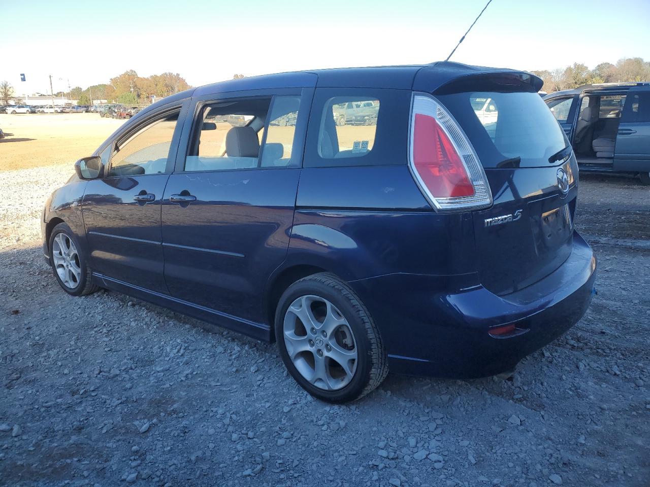 Lot #2996382354 2009 MAZDA 5