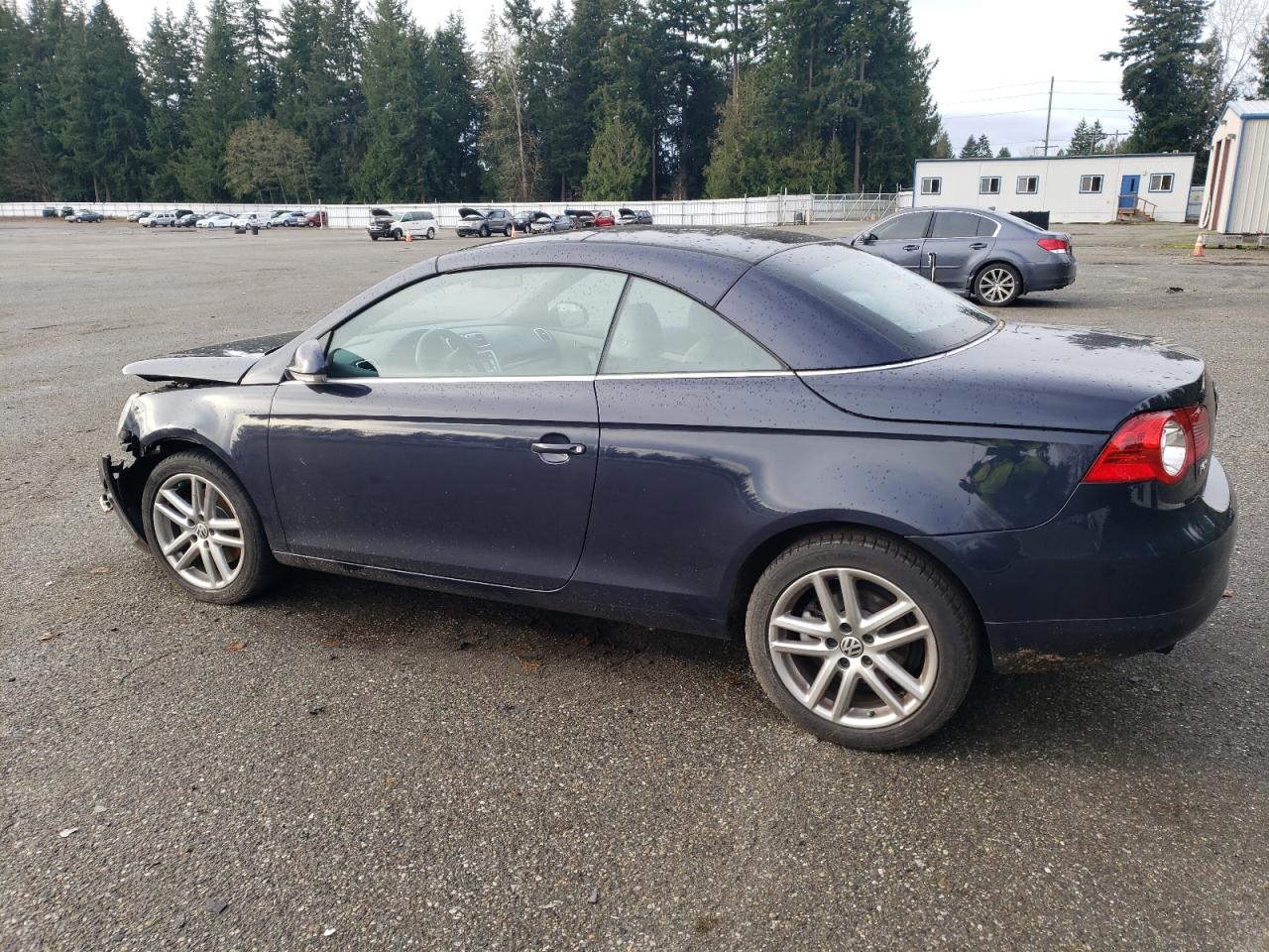 Lot #3024385619 2008 VOLKSWAGEN EOS LUX