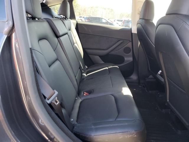 2024 TESLA MODEL Y - 7SAYGDEE5RF084392