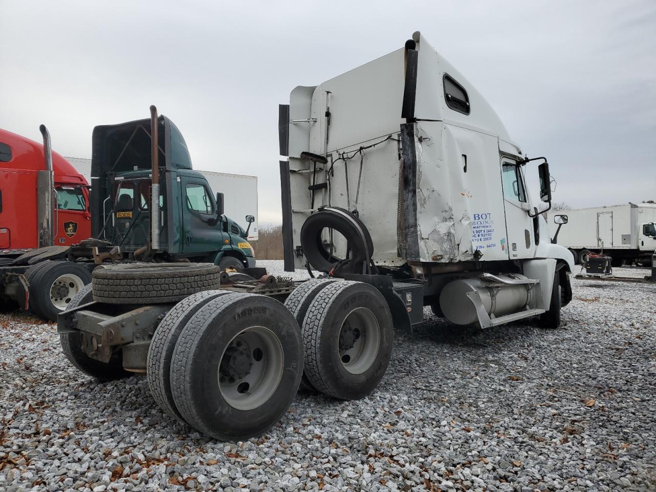 Lot #3033327807 1999 FREIGHTLINER CONVENTION