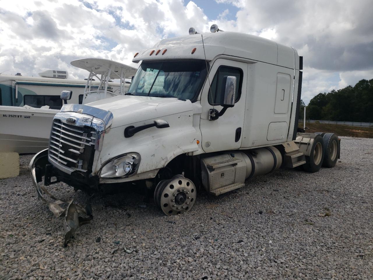 Lot #2996176391 2018 FREIGHTLINER CASCADIA 1