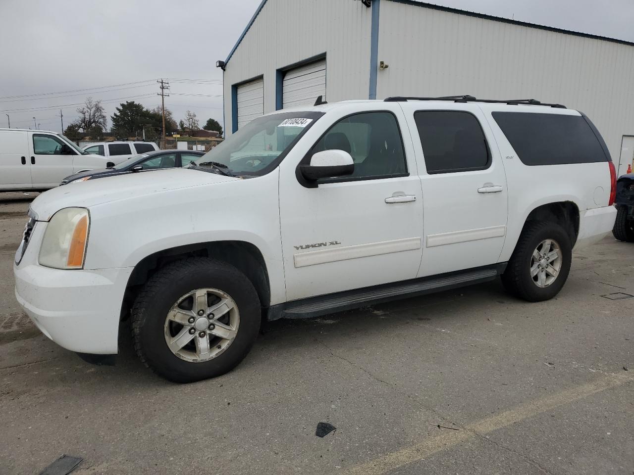  Salvage GMC Yukon