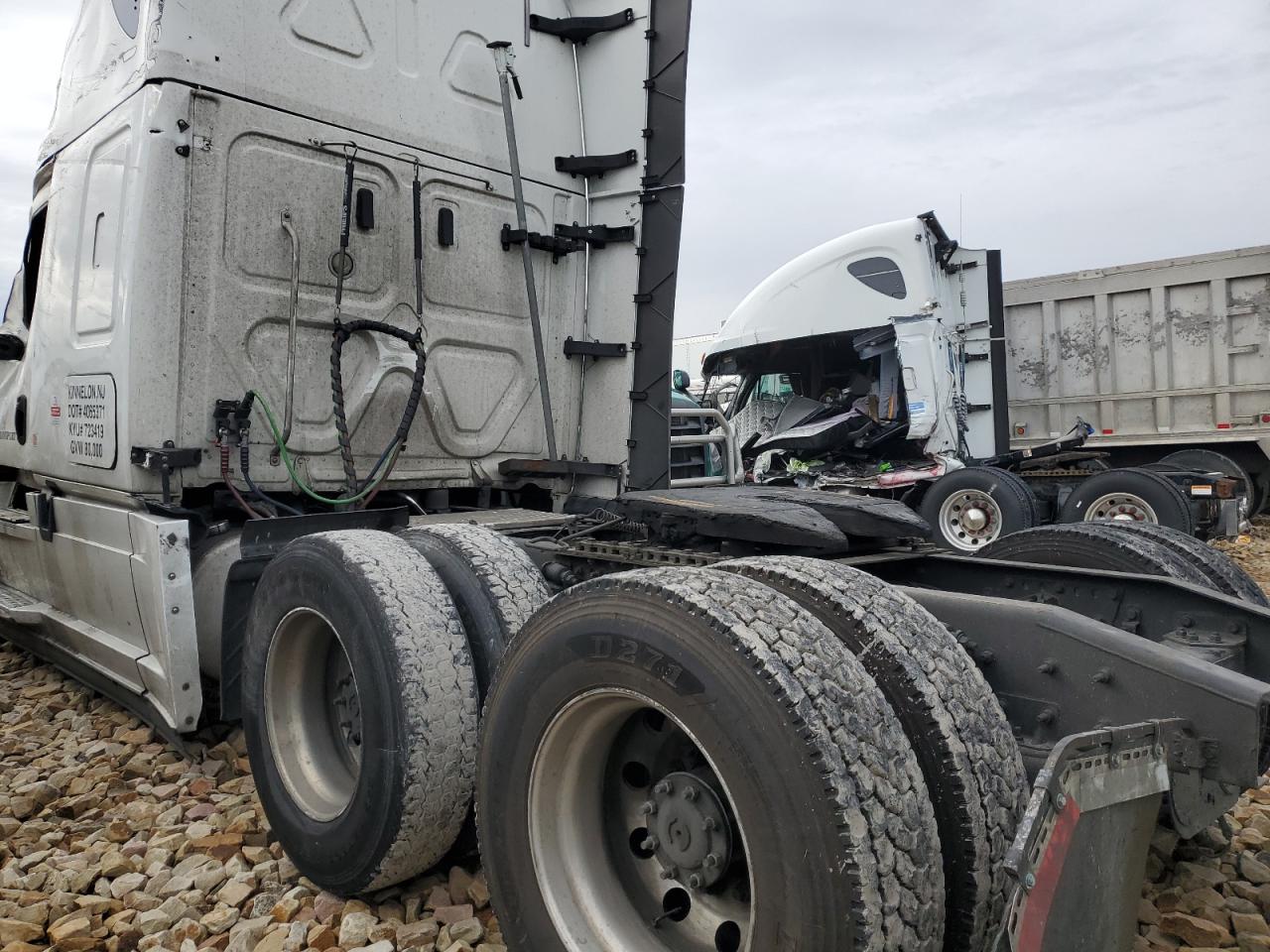 Lot #3034366091 2019 FREIGHTLINER CASCADIA 1