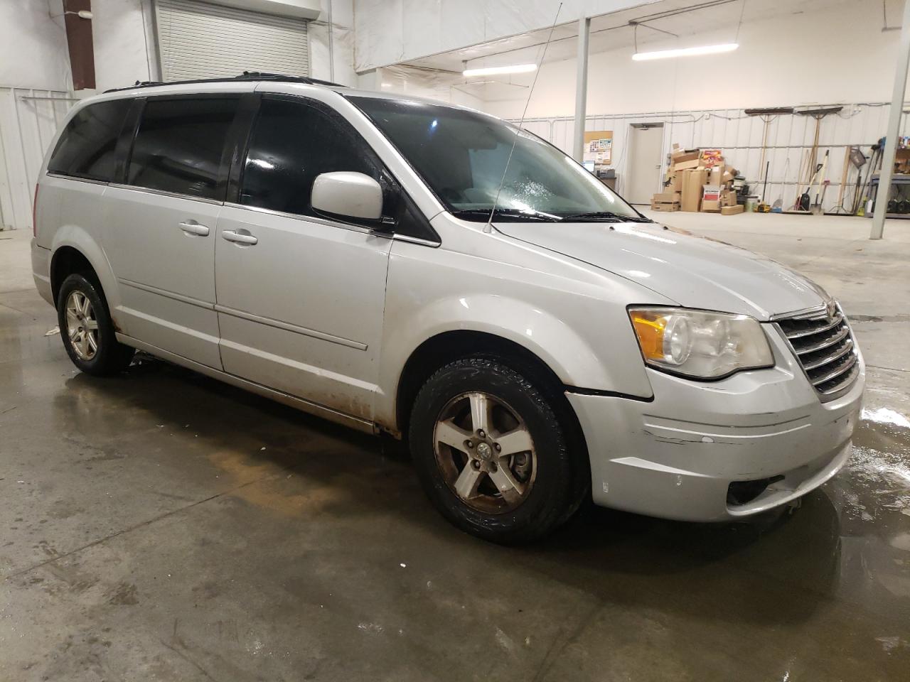 Lot #2993909323 2008 CHRYSLER TOWN & COU