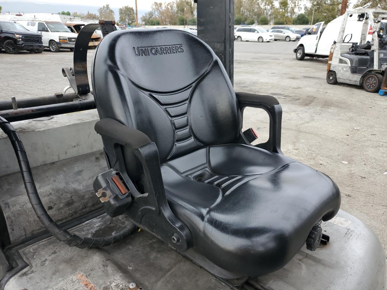 Lot #3020598981 2010 NISSAN FORKLIFT