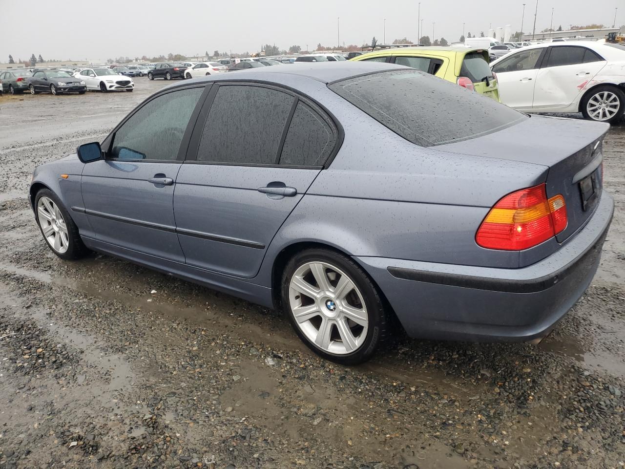 Lot #3004094851 2003 BMW 325 I