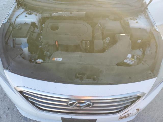 2015 HYUNDAI SONATA SE 5NPE24AF1FH158210