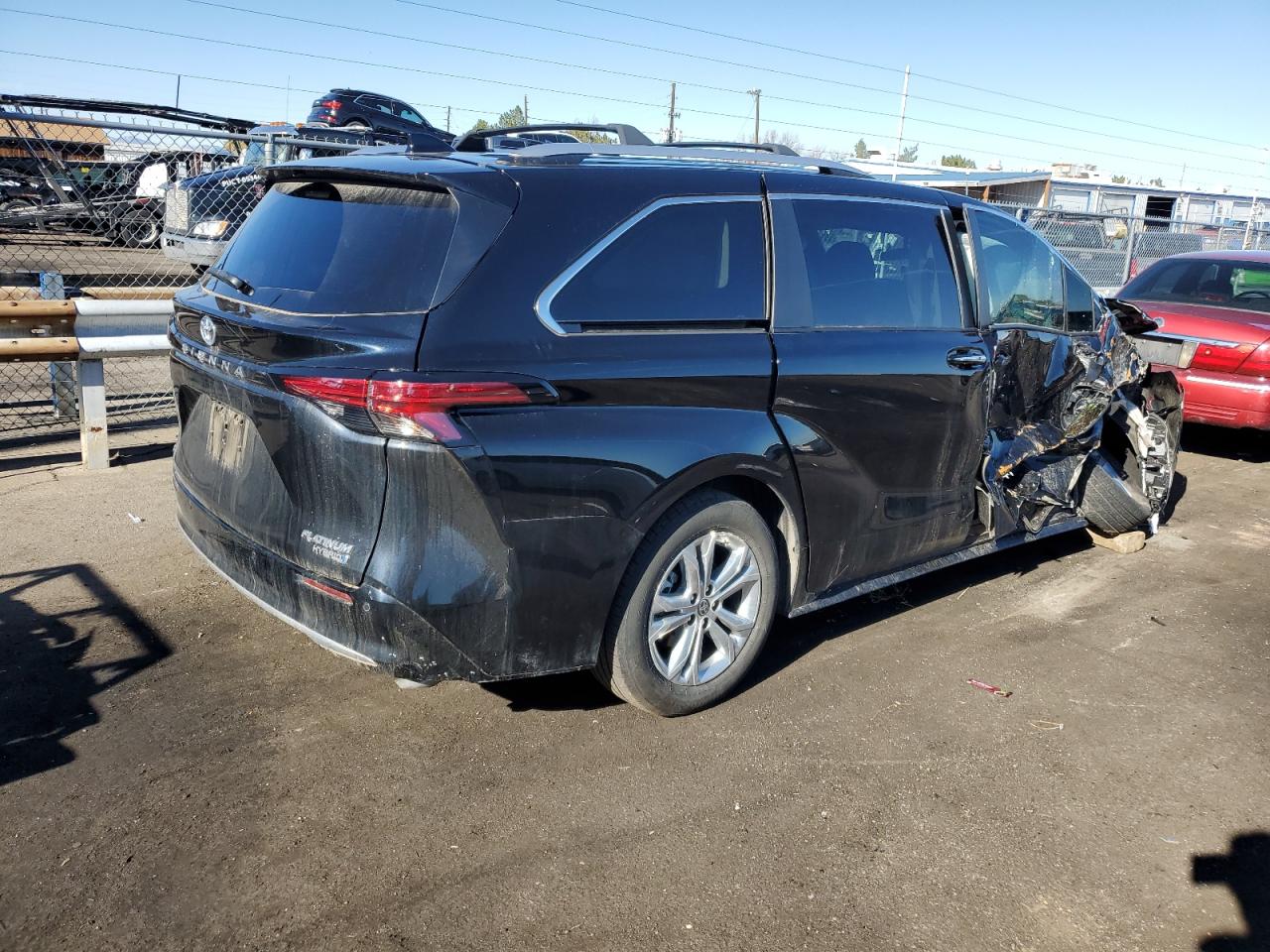 Lot #3028793716 2023 TOYOTA SIENNA LIM