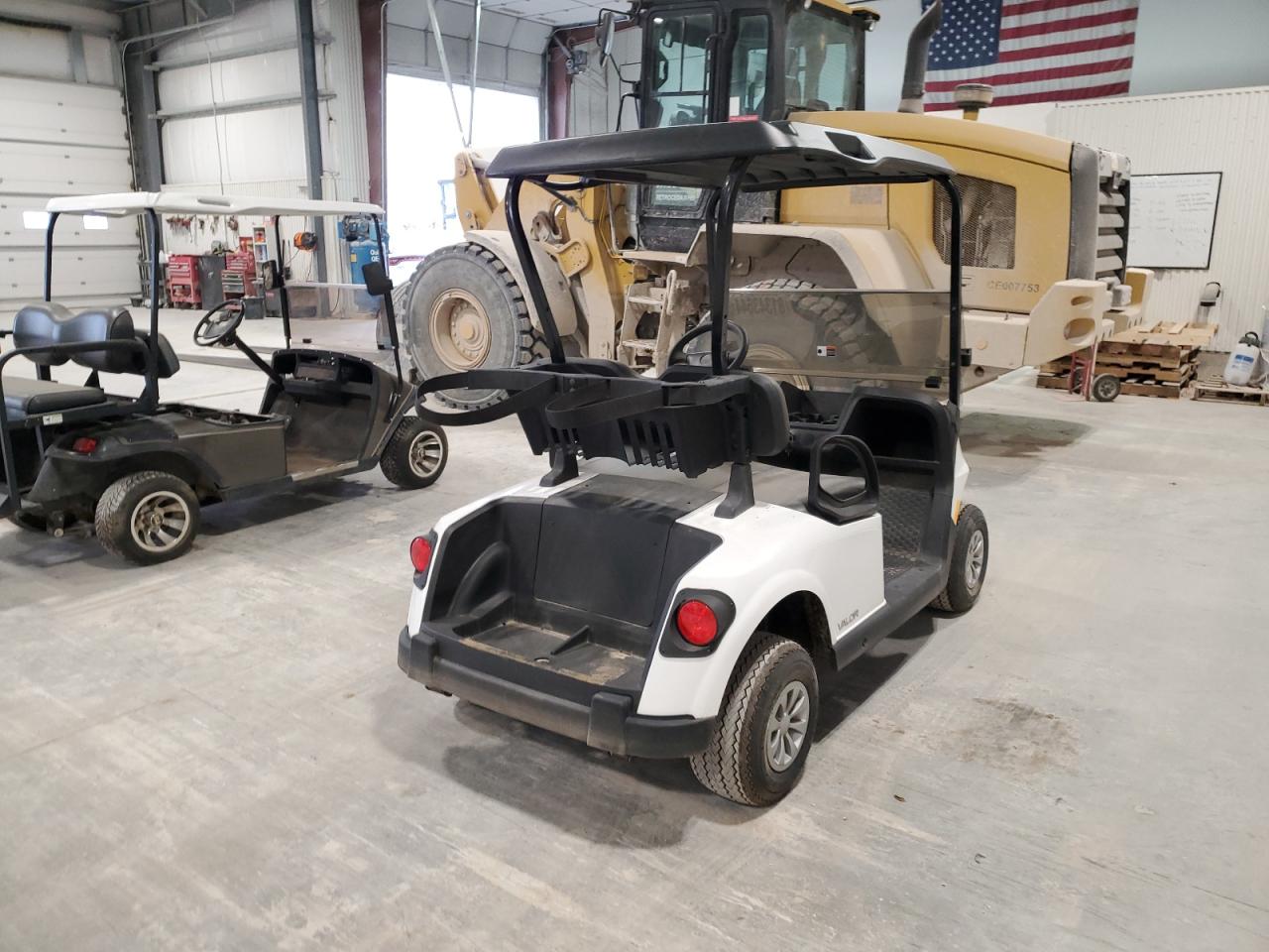 Lot #3008785122 2024 EZGO GOLF CART