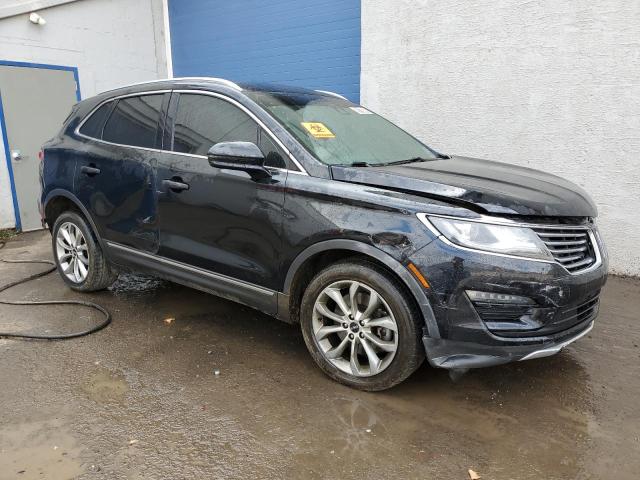 VIN 5LMCJ2D9XHUL44818 2017 LINCOLN MKC no.4