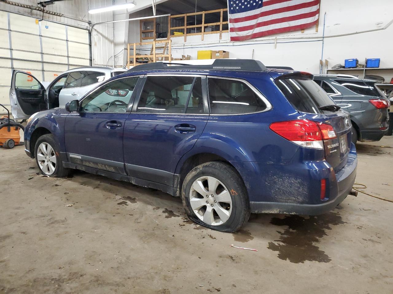 Lot #3026000976 2011 SUBARU OUTBACK 2.