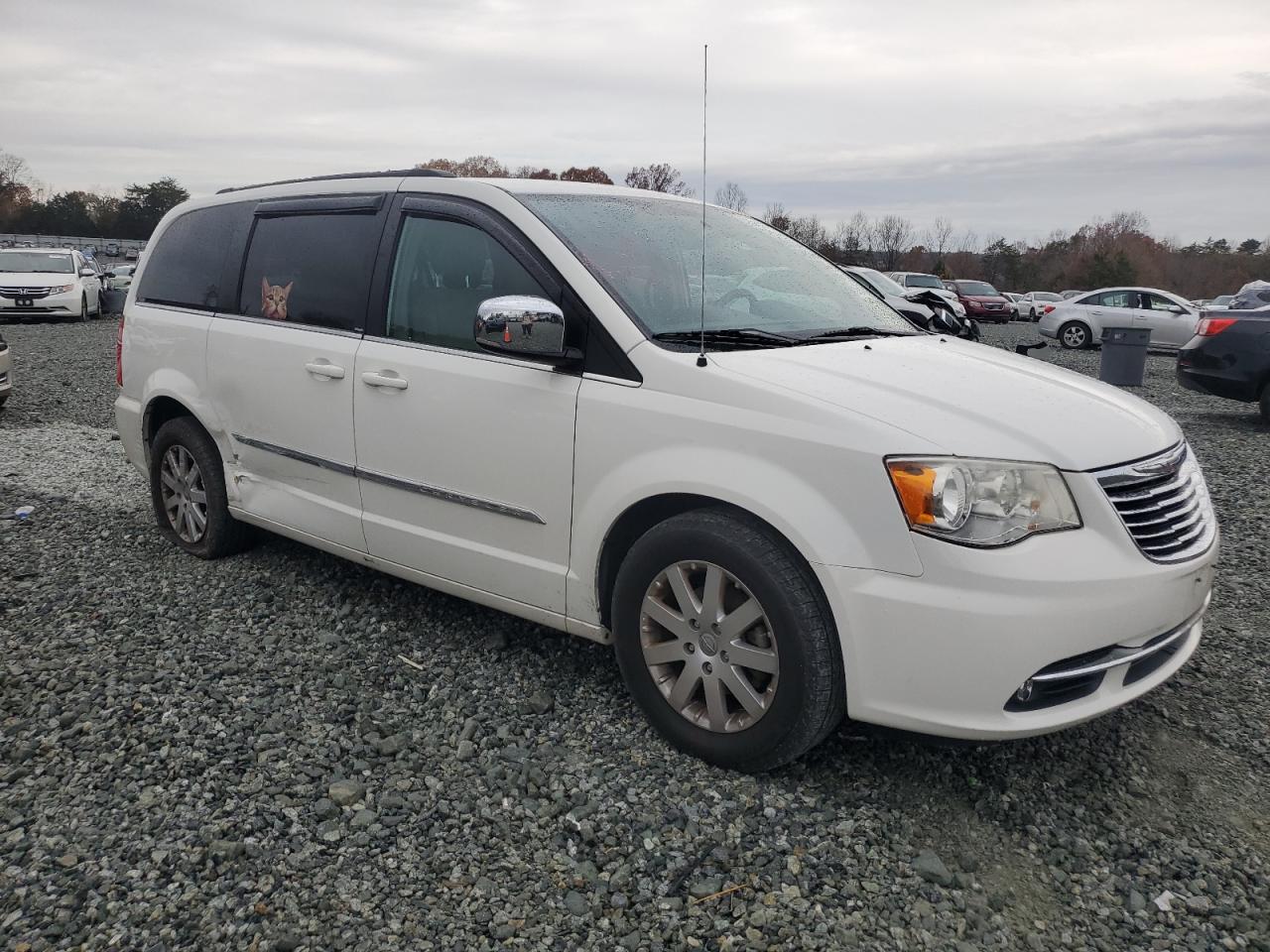 Lot #3024698736 2011 CHRYSLER TOWN & COU