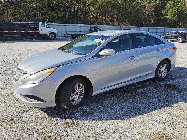 VIN 5NPEB4AC2EH889930 2014 HYUNDAI SONATA no.1