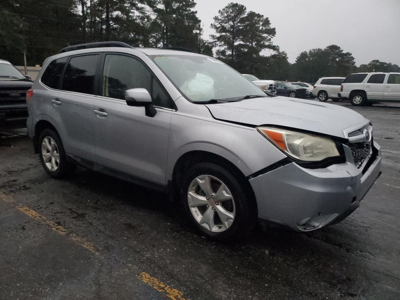 Lot #2994332040 2014 SUBARU FORESTER 2