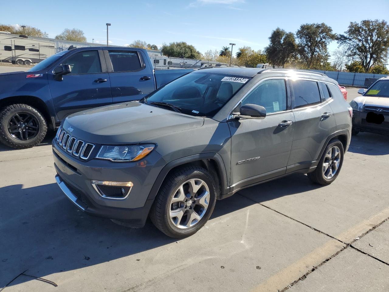 Lot #2996327423 2020 JEEP COMPASS