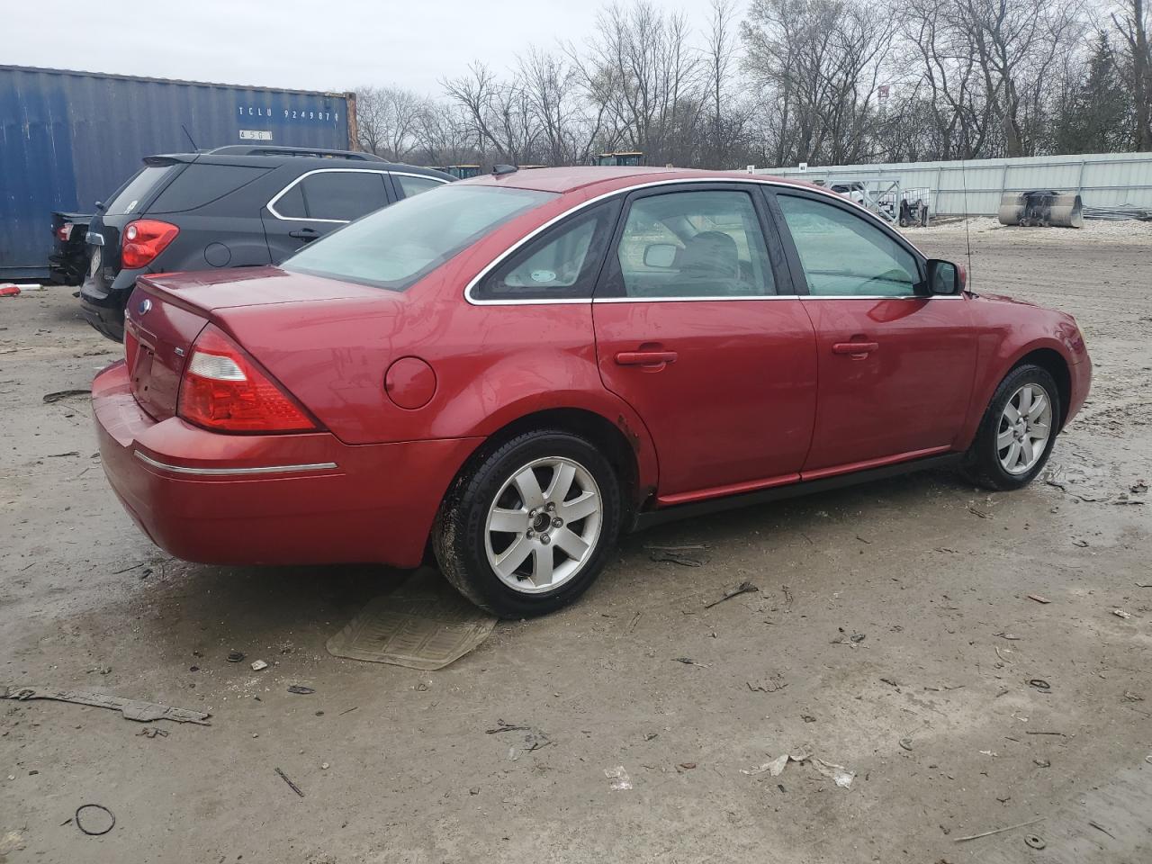 Lot #2979493836 2007 FORD FIVE HUNDR