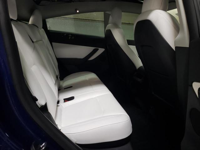 VIN 7SAYGDEE3NF439201 2022 TESLA MODEL Y no.10