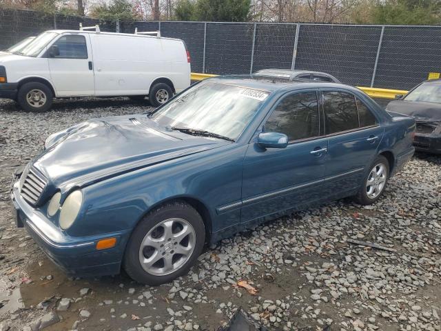 MERCEDES-BENZ E 320