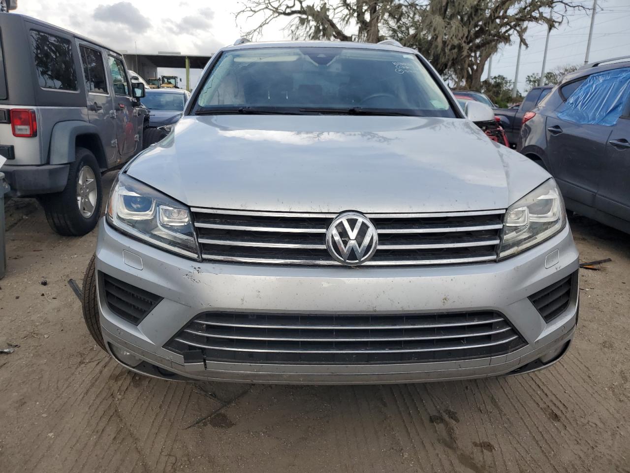 Lot #2969909935 2016 VOLKSWAGEN TOUAREG TD