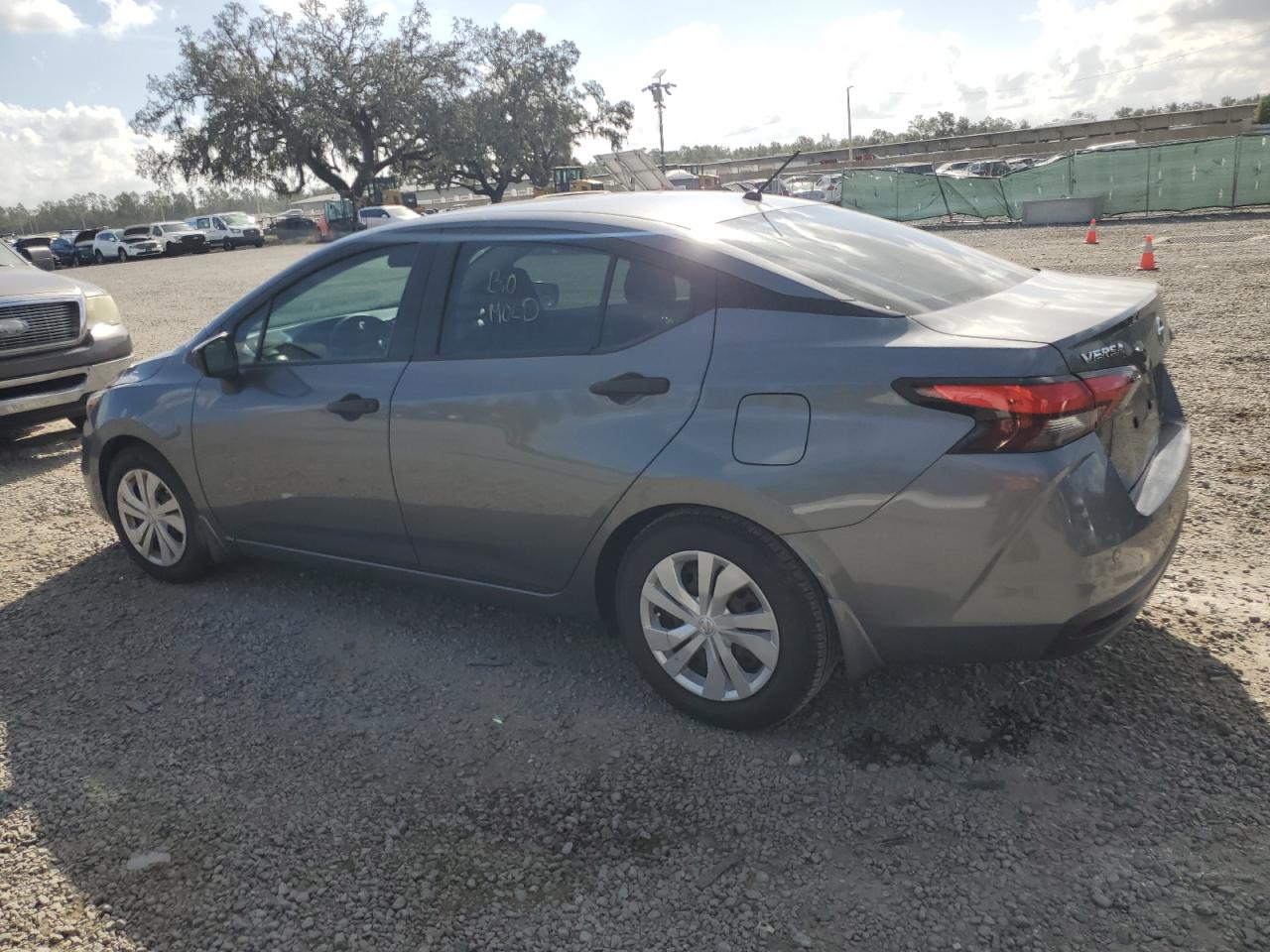 Lot #2996571545 2021 NISSAN VERSA S