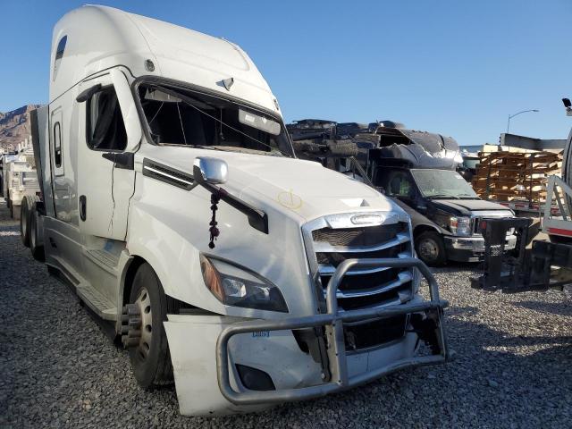 FREIGHTLINER CASCADIA 1 2021 white  diesel 3AKJHHDRXMSMG2566 photo #1