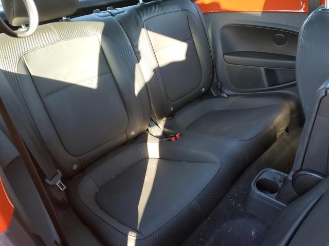 2016 VOLKSWAGEN BEETLE SE 3VWJ17AT1GM619097