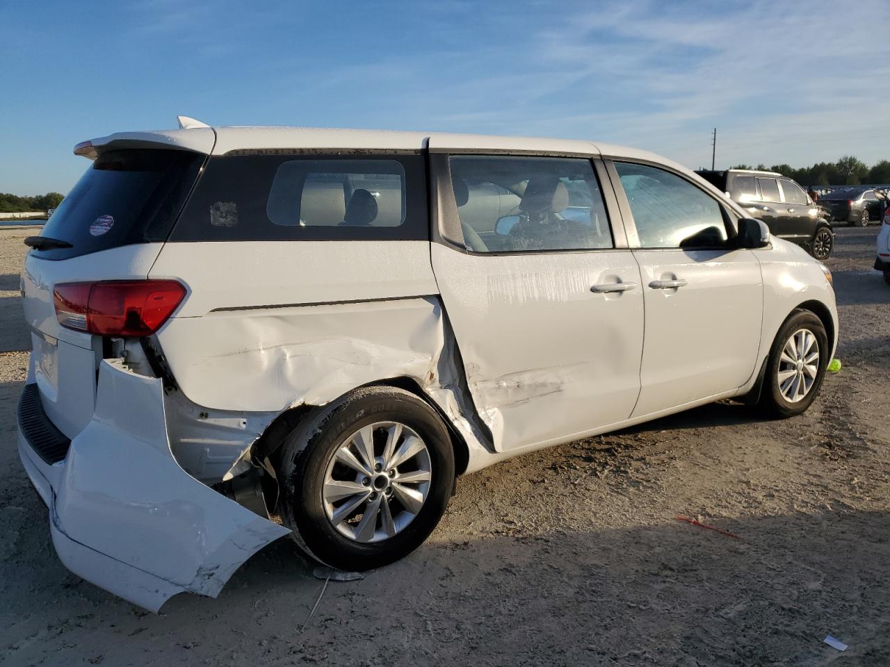 Lot #3048632140 2016 KIA SEDONA L