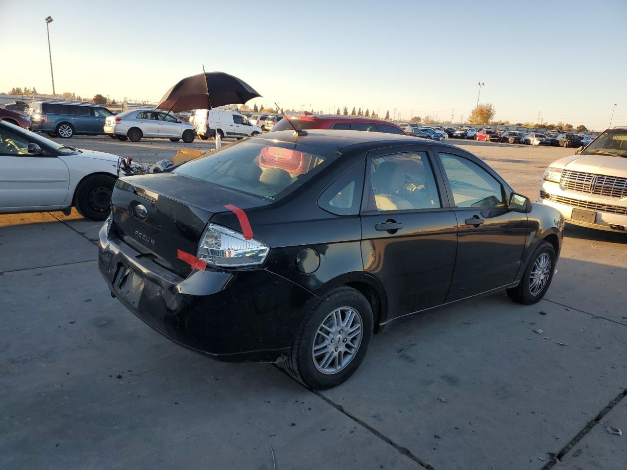 Lot #3033001011 2009 FORD FOCUS SE