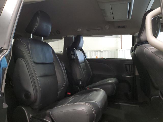 2017 TOYOTA SIENNA SE 5TDXZ3DC7HS862148