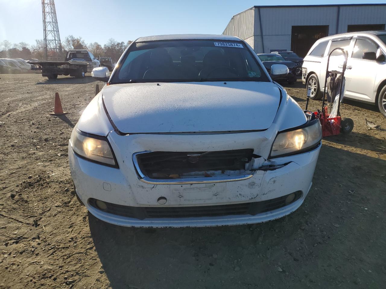 Lot #2994188304 2010 VOLVO S40 2.4I