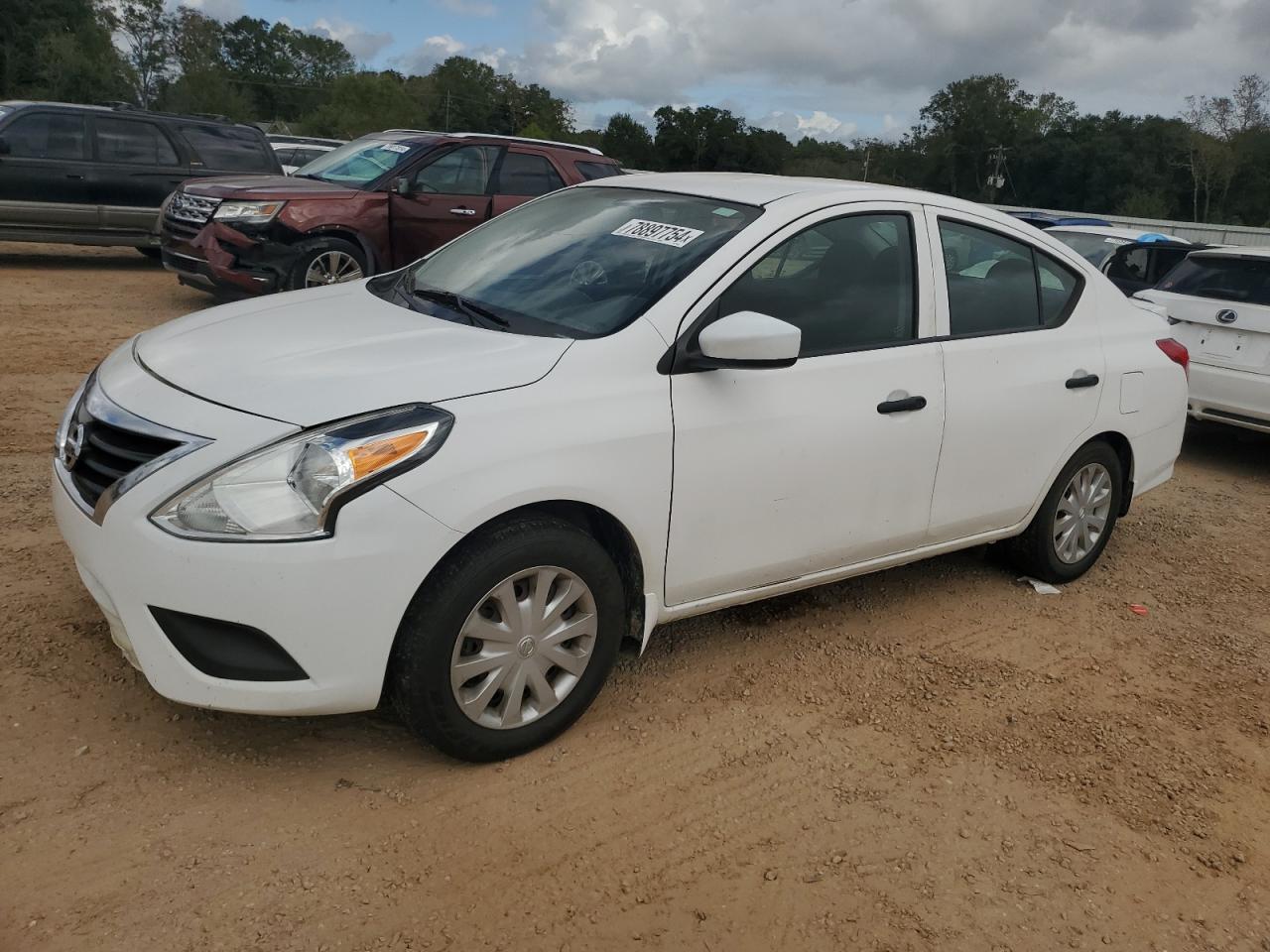  Salvage Nissan Versa