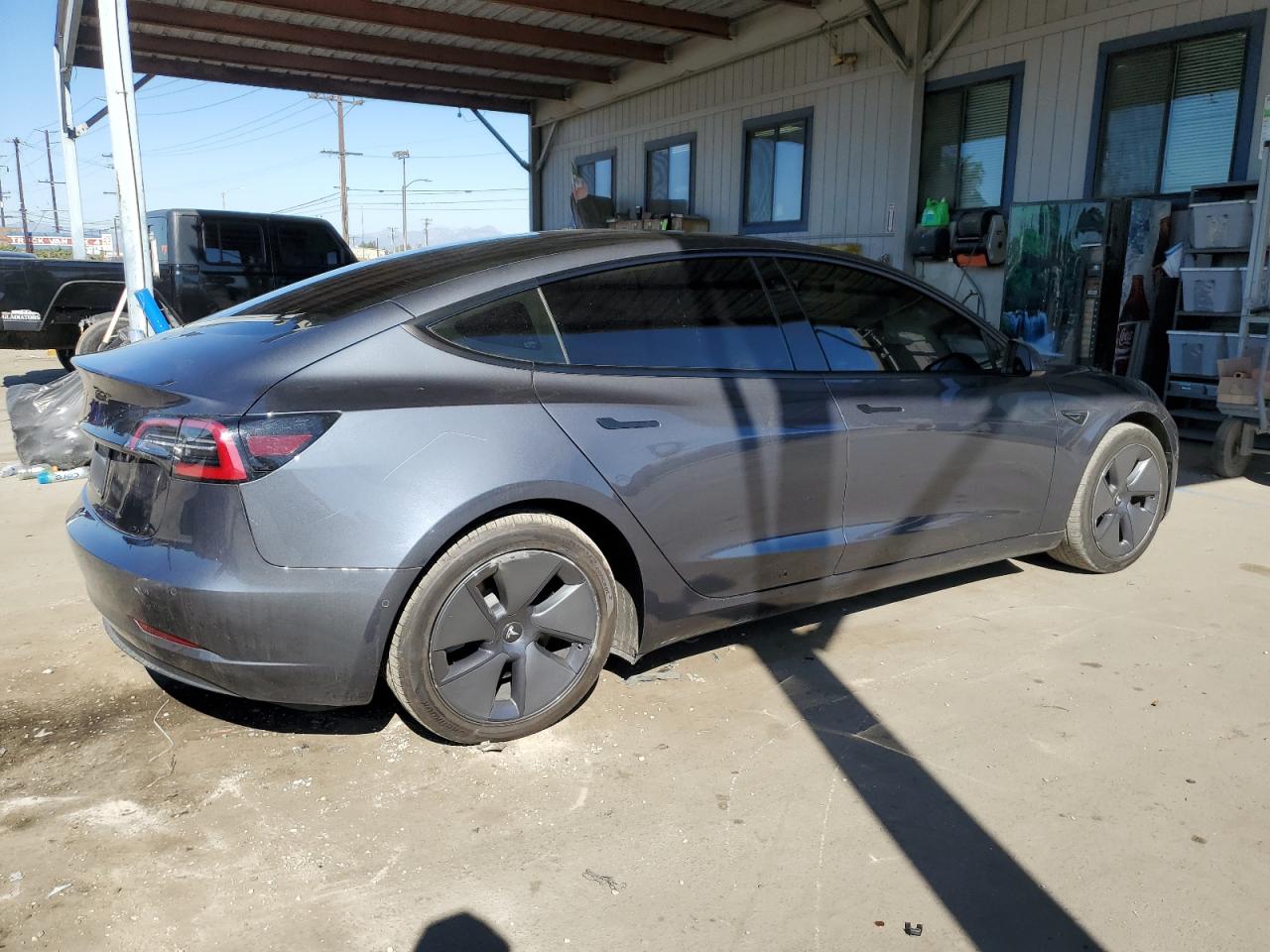 Lot #3033423084 2022 TESLA MODEL 3