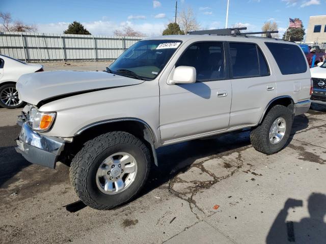 TOYOTA 4RUNNER