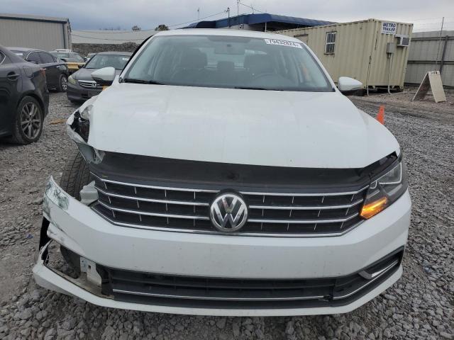 2017 VOLKSWAGEN PASSAT SE - 1VWBT7A33HC034166