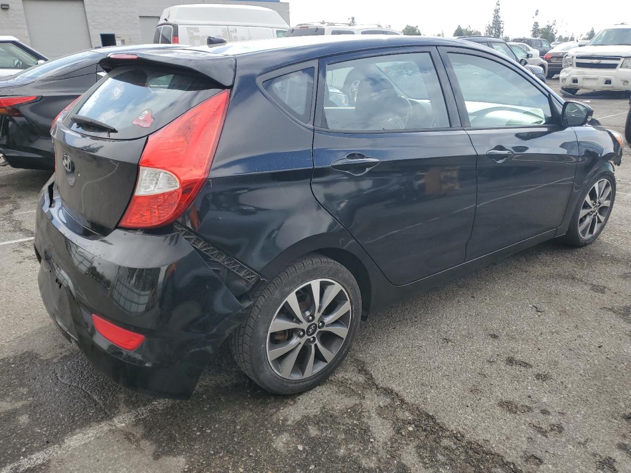 Lot #2979603575 2017 HYUNDAI ACCENT SPO