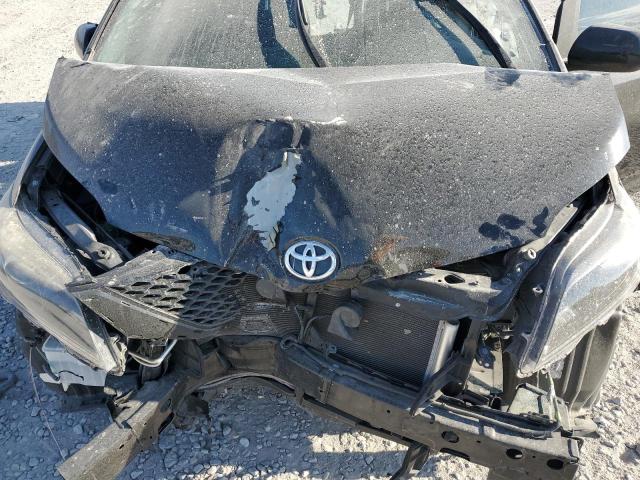 2017 TOYOTA SIENNA SE 5TDXZ3DC5HS825020