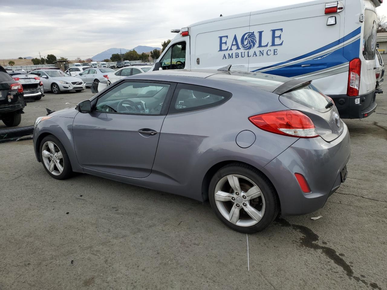 Lot #2989403676 2015 HYUNDAI VELOSTER