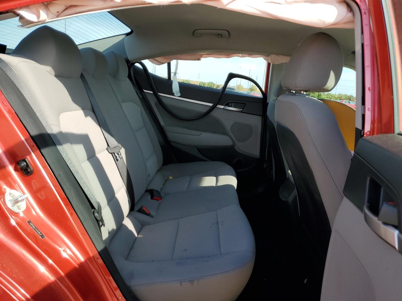 Hyundai Elantra se 2020